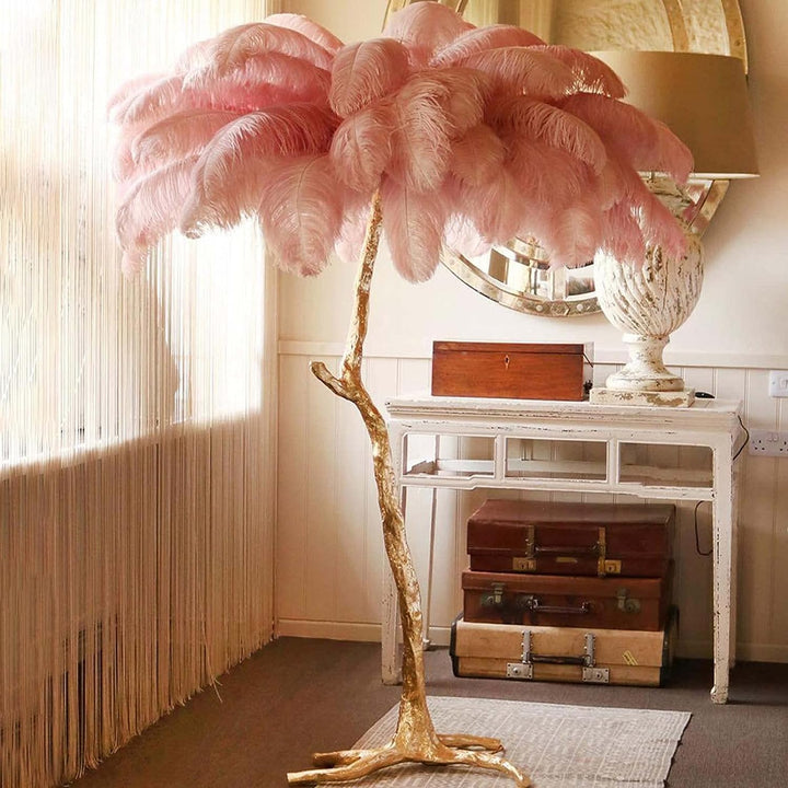 Feather Floor Lamp | Ivanka Lumiere