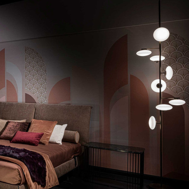 Martina Floor-to-Ceiling Light| Ivanka Lumiere