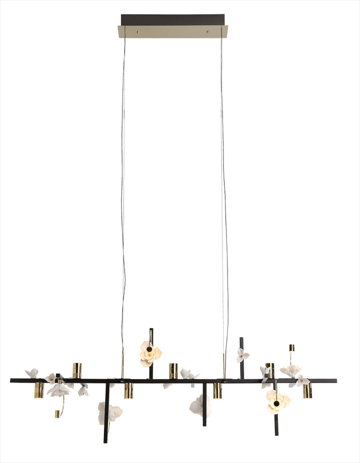 Elara Linear Chandelier | Ivanka Lumiere