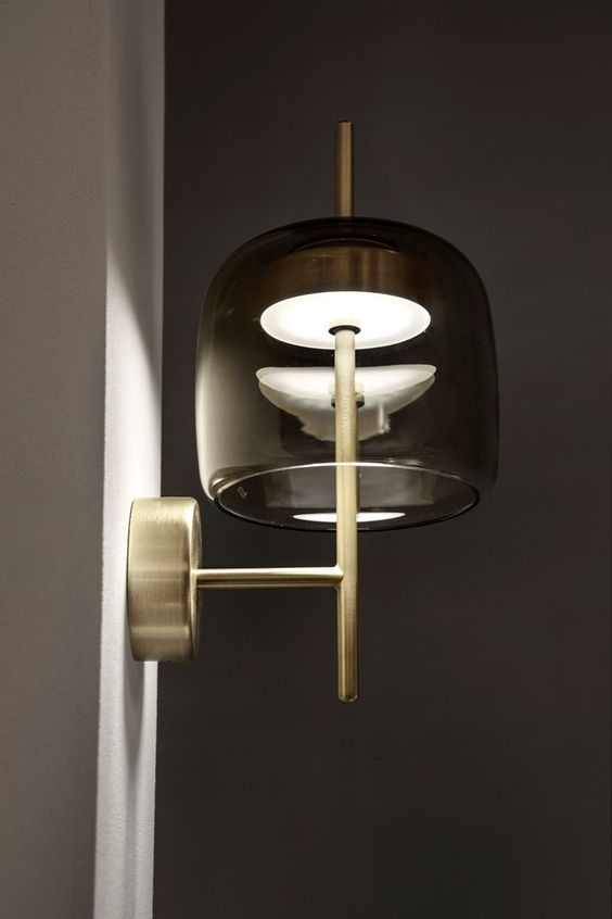 Retro Chic Wall Light | Ivanka Lumiere