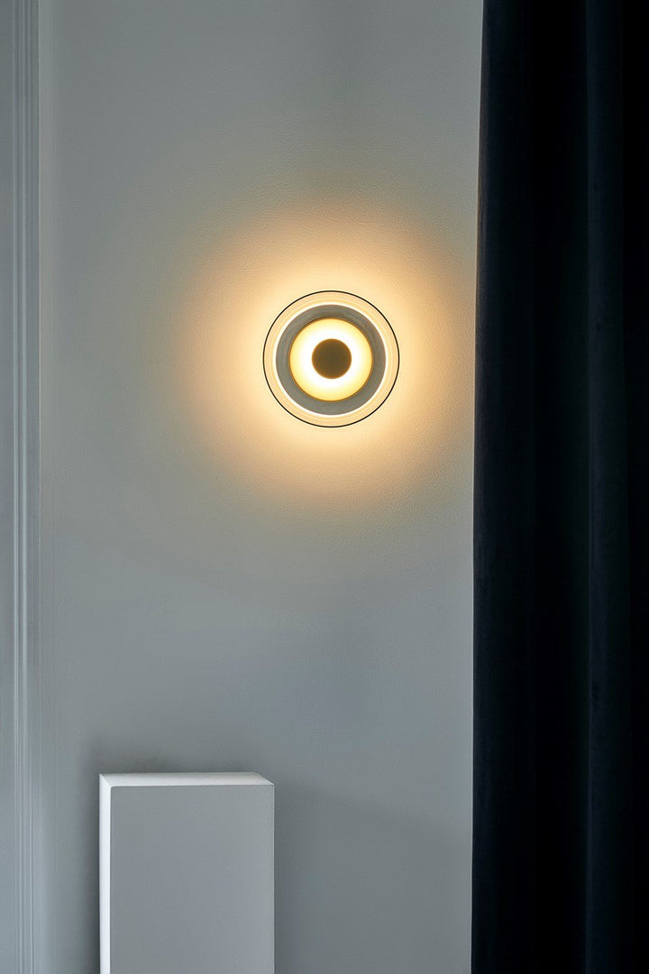 Imperial Wall Light