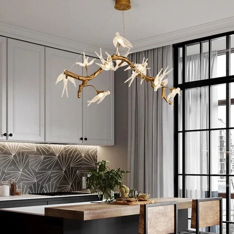 Hirundo Rustica Linear Chandelier | Ivanka Lumiere